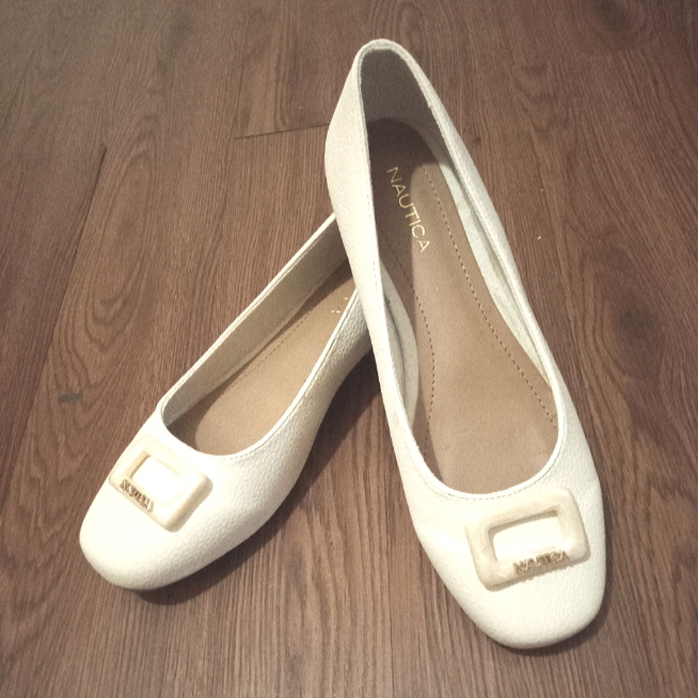 Nautica size 7. White